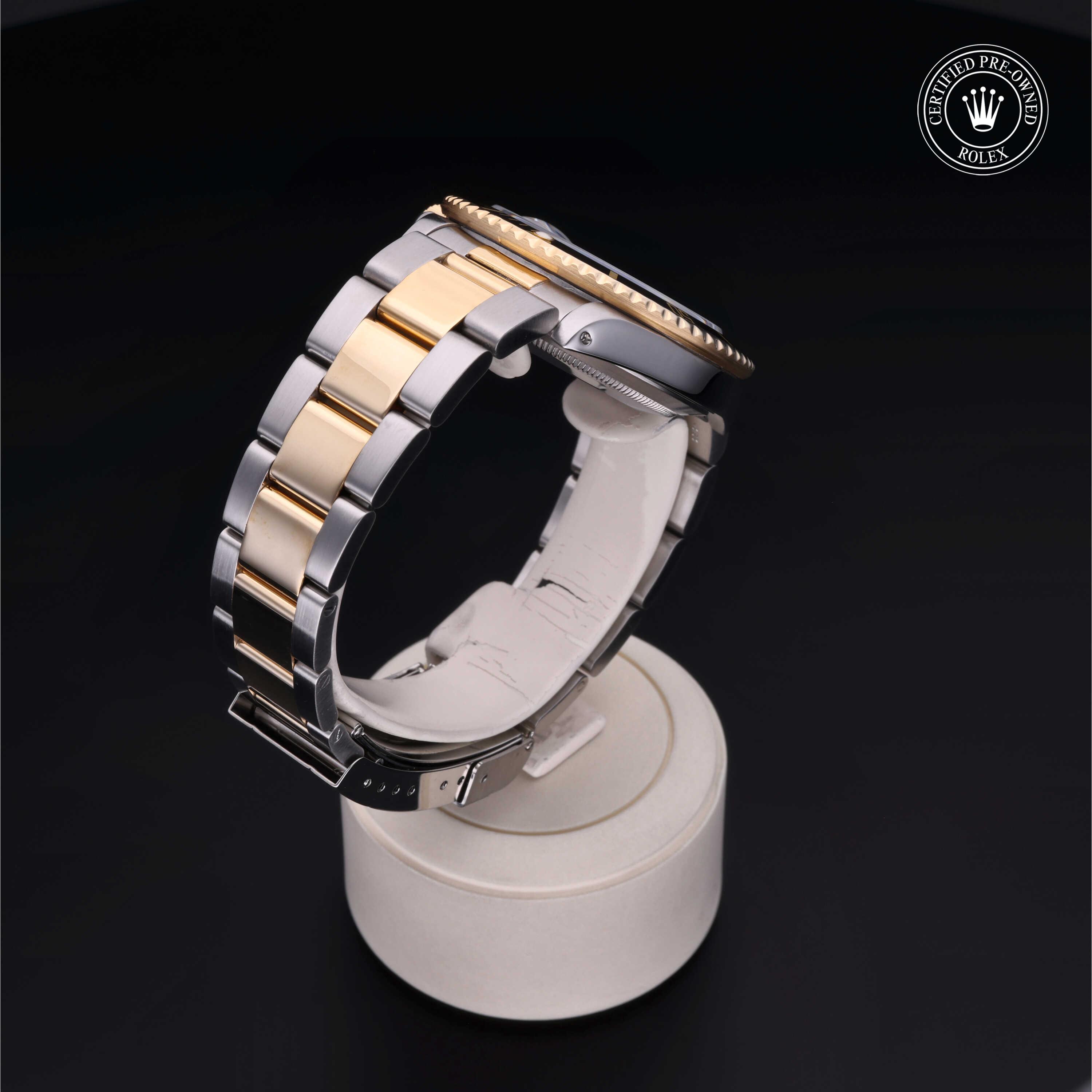 Oyster Perpetual Submariner Date