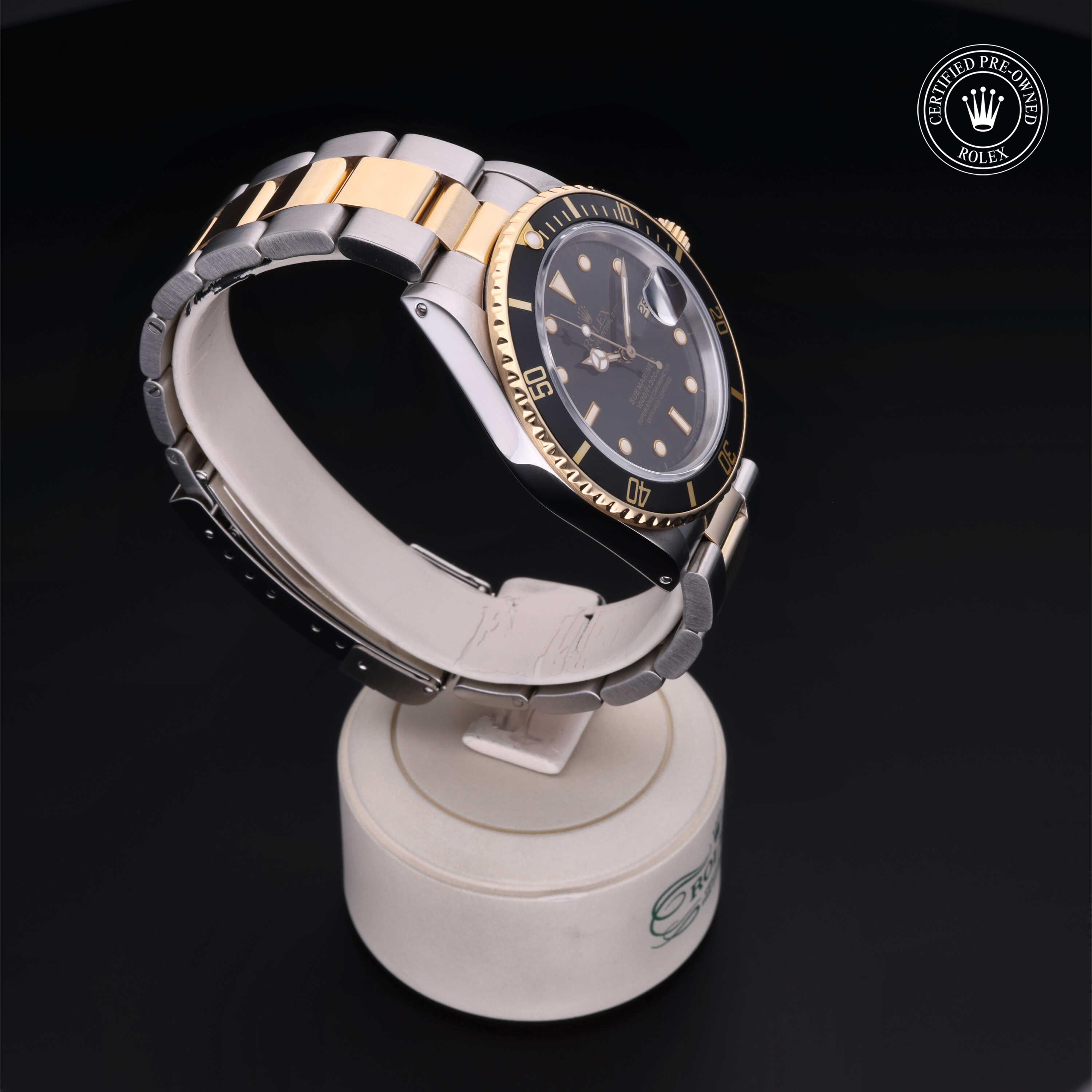 Oyster Perpetual Submariner Date