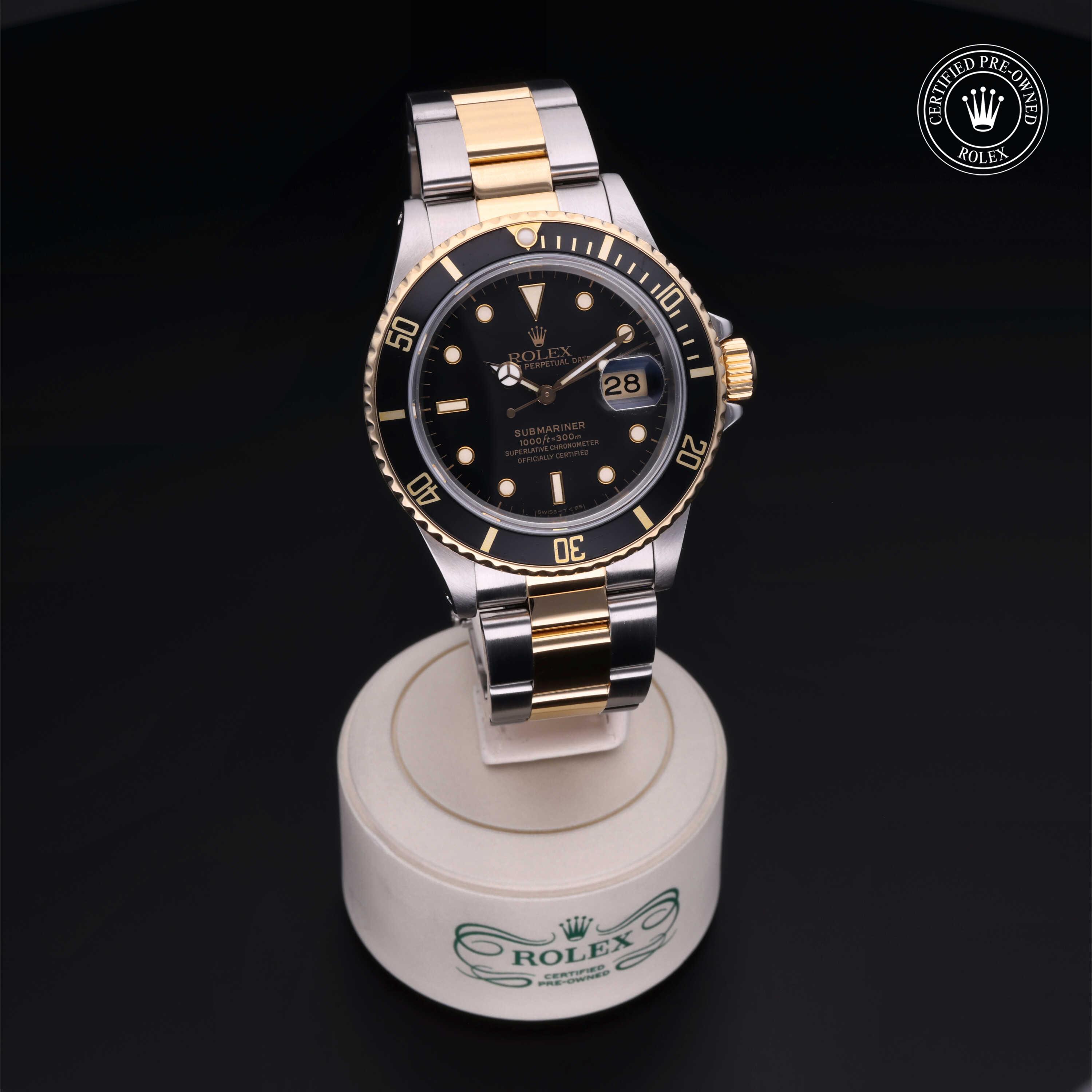 Oyster Perpetual Submariner Date