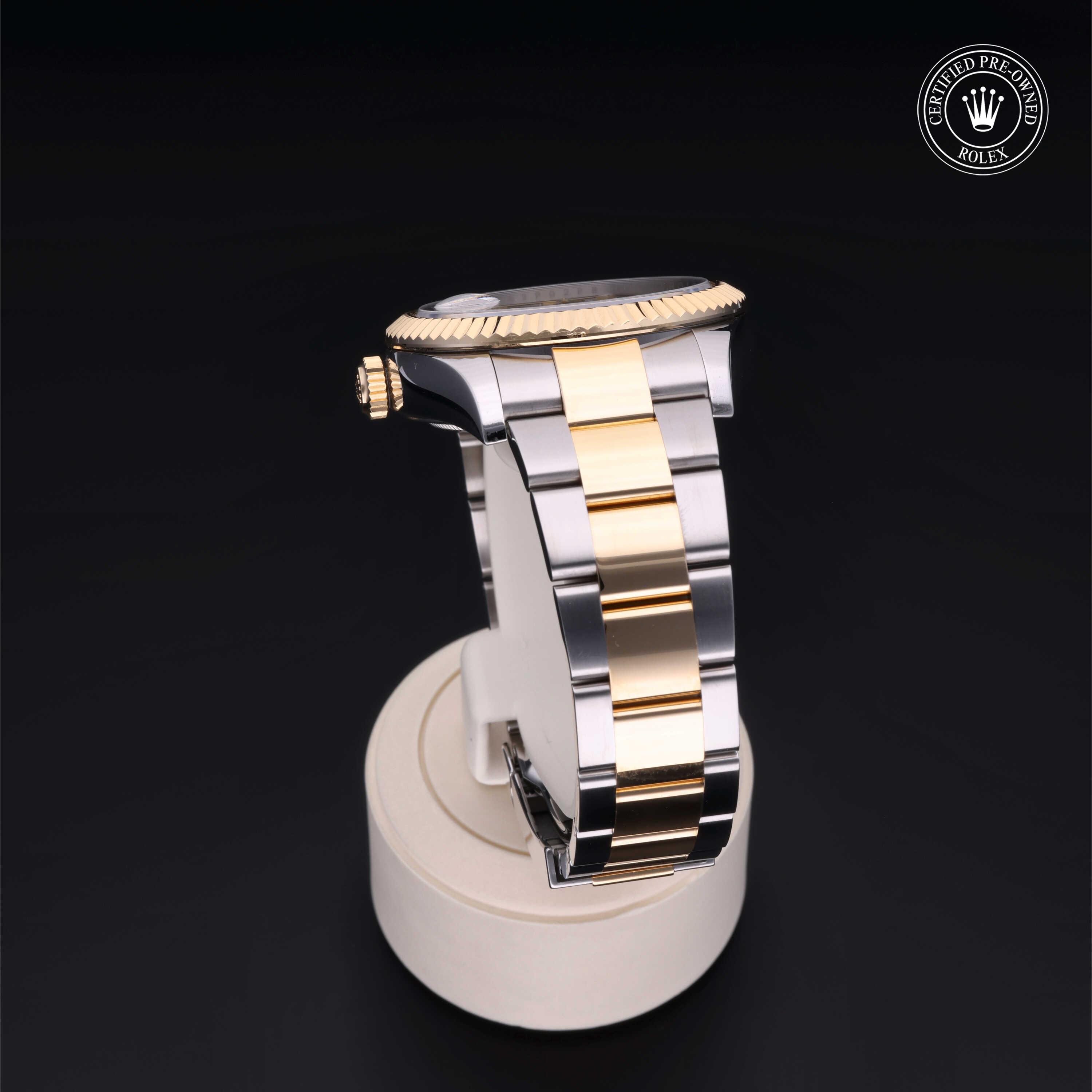 Sky-Dweller